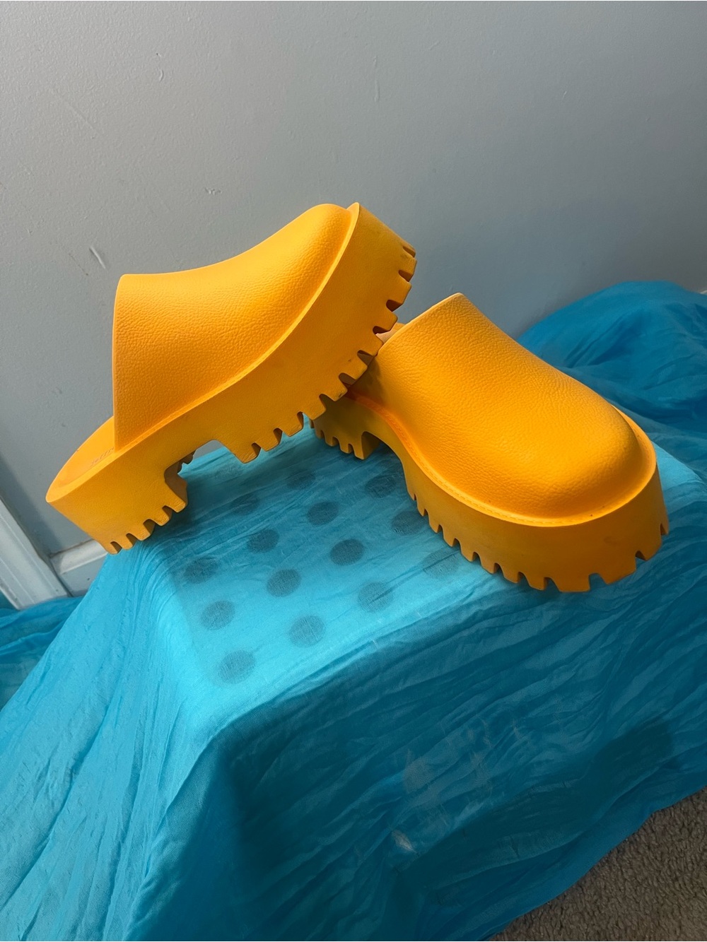 Jeffrey Campbell Vibrant Yellow Platform Clog Mules - Picture 2 of 3